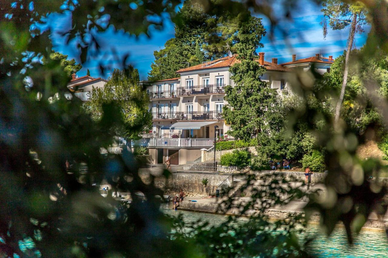 Apartments & Rooms Milcetic D Malinska Exterior foto